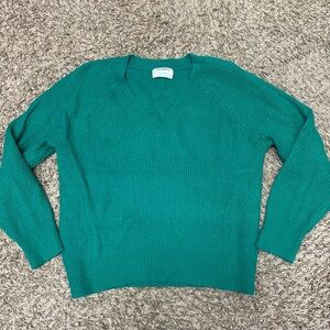 Old navy sweater